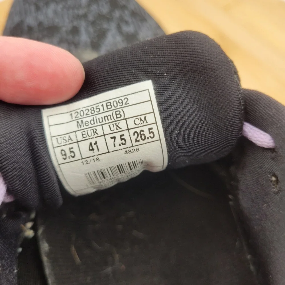 Brooks Launch 6 Womens Running Shoes Black Grey Purple 1202851B092 Size 9.5